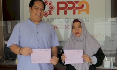 Suami Istri Kompak Tunaikan Sedekah di Momen Gersena
