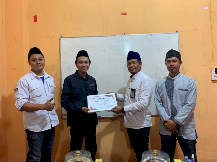 Penyerahan SK Izin Operasional PPPA Daarul Qur’an Makassar oleh Kemenag Sulawesi Selatan