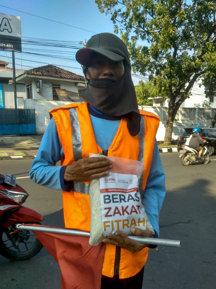 PPPA Daarul Qur'an Semarang Salurkan Zakat Fitrah di Penghujung Ramadan