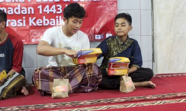 BSM Umat Gandeng Laznas PPPA Daarul Qur’an Salurkan 600 Paket Buka Puasa untuk Penghafal Al-Qur’an dan Dhuafa
