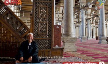 Niat dan Hukum Itikaf di Masjid