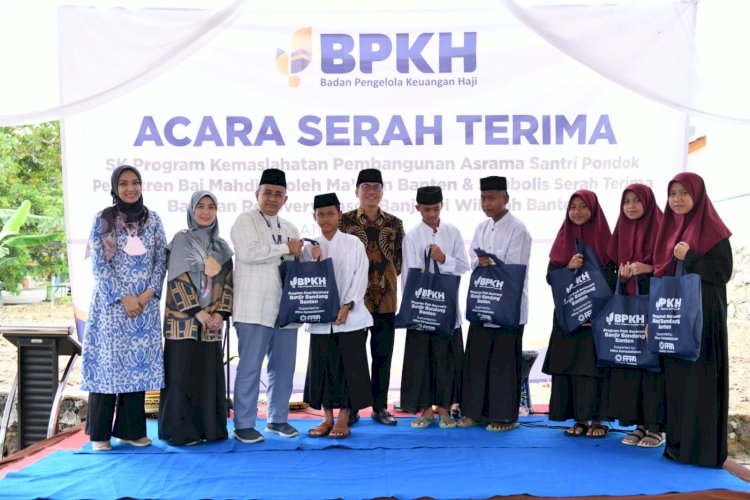 BPKH RI dan Laznas PPPA Daarul Qur'an Salurkan Bantuan untuk Warga Terdampak Banjir Banten