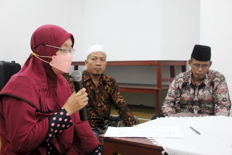 Ikrar Wakaf Tanah dan Bangunan Prof. Dr. Zarkasji Abdul Salam Untuk Grha Tahfidz II PPPA Daarul Qur’an Yogyakarta