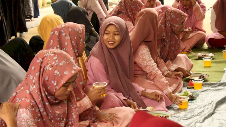 Nyate Bareng, Momen Bahagia Santri di Hari Raya Idul Adha