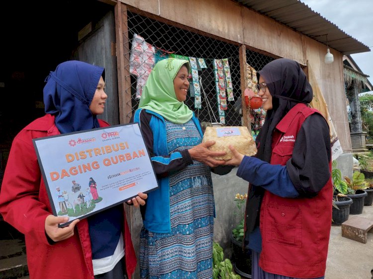 PPPA Daarul Qur’an Medan Gelar Penyembelihan Hewan Qurban di Desa Kutambelin Karo