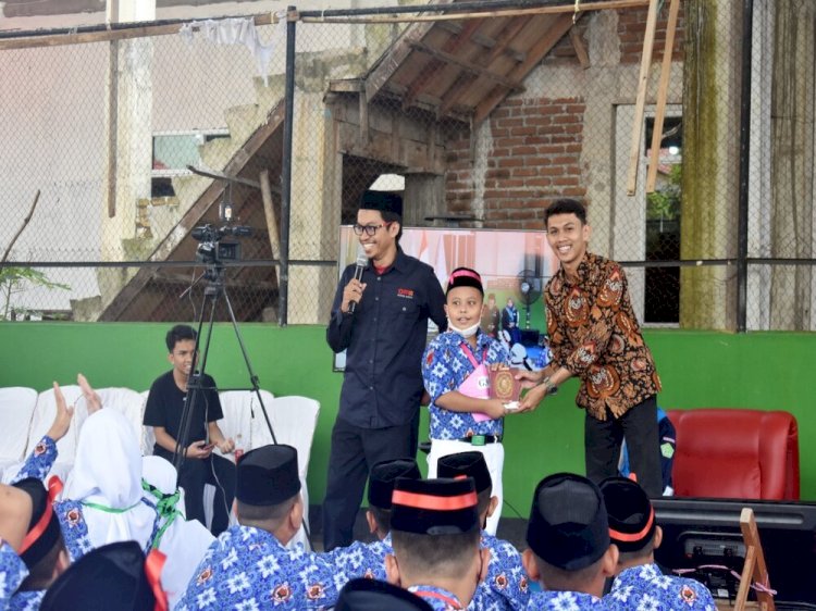Syiar Dakwah PPPA Daarul Qur’an Sulsel di MTs Negeri 1 Makassar