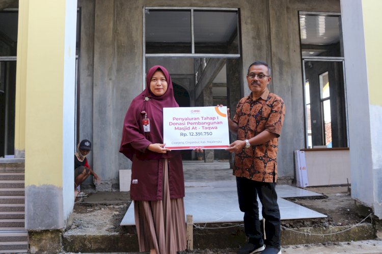 PPPA Daarul Qur'an Cirebon Salurkan Bantuan Pembangunan Masjid