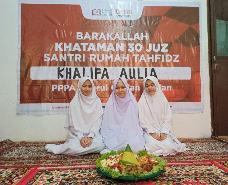 Lahir Kembali 3 Hafidzah 30 juz dari Rumah Tahfidz PPPA Daarul Qur'an Medan