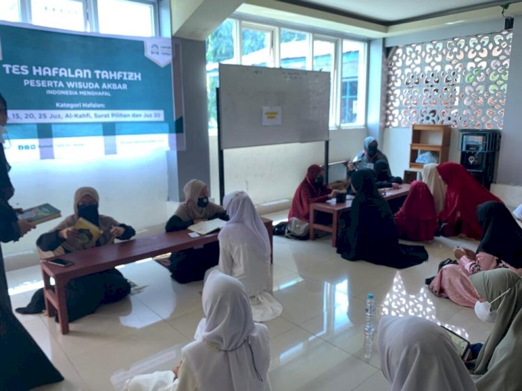 Gebyar Wisuda Akbar ke-10 di Sulawesi Selatan