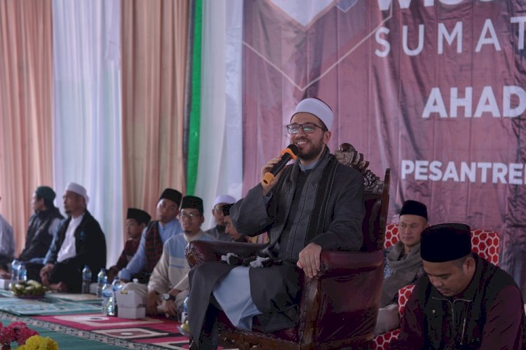 3 Nasehat Maulana Syekh 'Ala Muhammad Musthofa Na'imah Saat Wisuda Akbar-10  di  Palembang