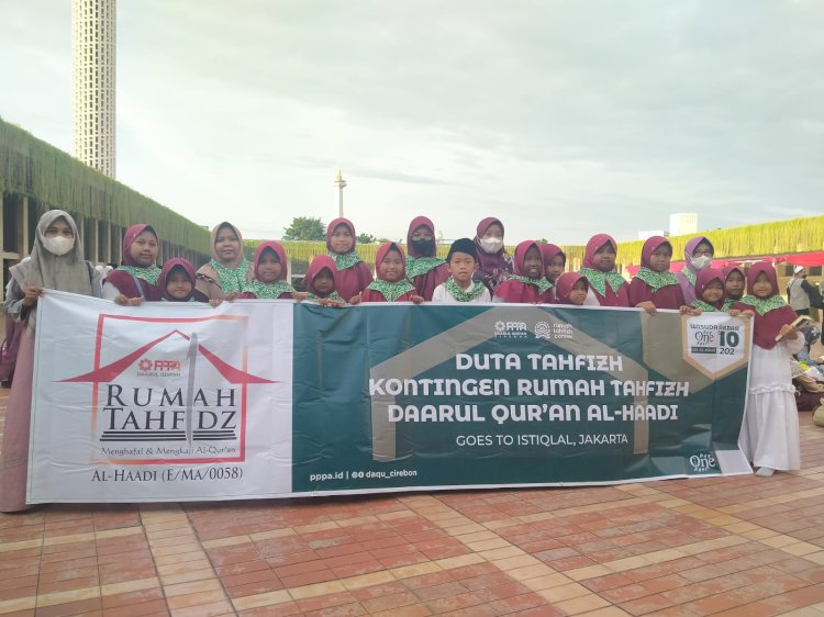 Antusiasme Santri Cirebon Ikut Wisuda Akbar 10