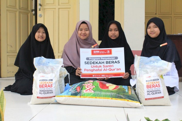 PPPA Daarul Qur’an Semarang salurkan Beras untuk Santri Penghafal Qur’an