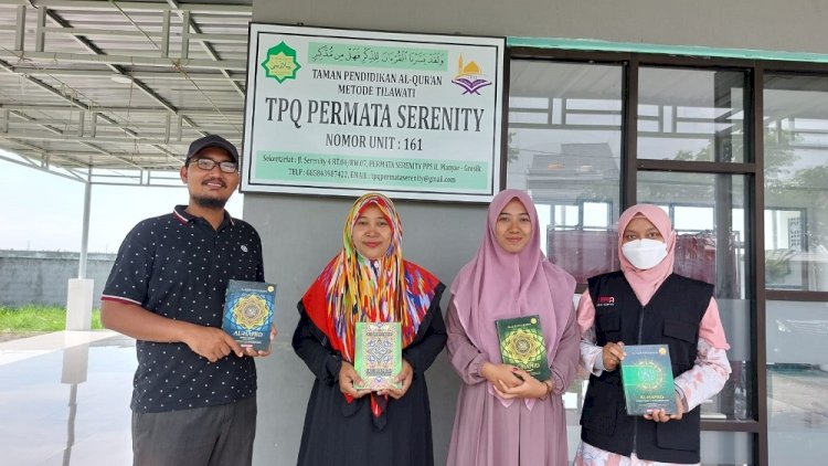 PPPA Daarul Qur'an Jawa Timur Salurkan Al-Qur'an untuk TPQ Permata Serenity Gresik