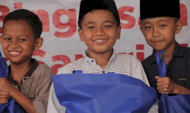 Bingkisan Untuk Santri Hebat Kampung Qur’an Merapi