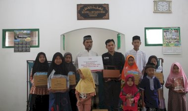 Hadiah Alat Belajar untuk Santri Kampung Qur’an Purworejo