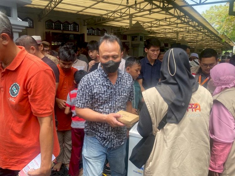Jumat Berbagi, PPPA Daarul Qur'an Bogor Kembali Gelar Aksi Free Food Firday