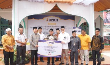 BPKH dan Laznas PPPA Daarul Qur'an Salurkan 5 Mobil Jenazah