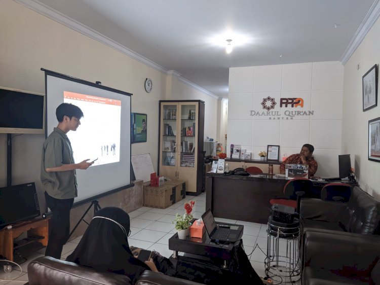 Presentasi Mahasiswa Magang PPPA Daarul Qur'an Banten