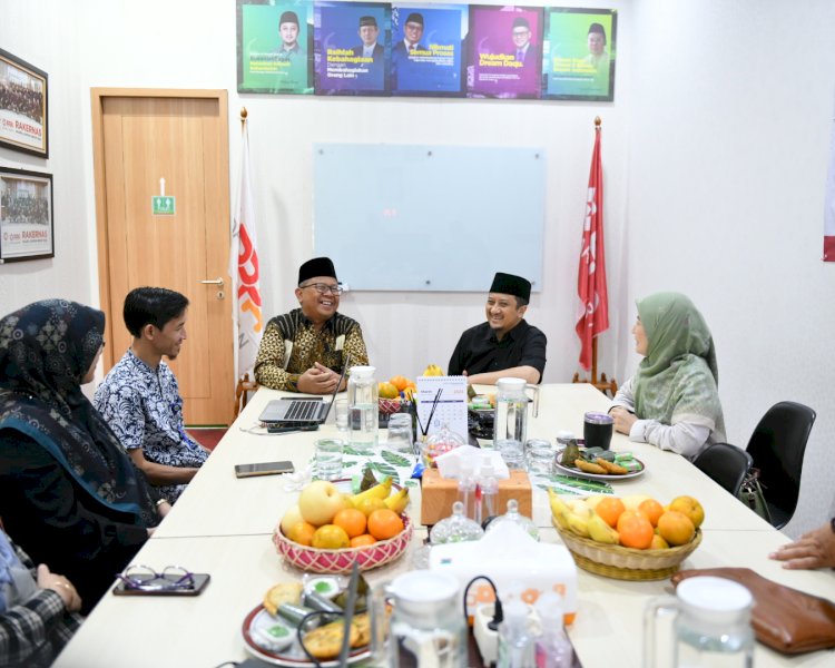 KH. Yusuf Mansur Menyambut Hangat Kehadiran Tim Auditor Syariah Inspektorat Jenderal Kemenag