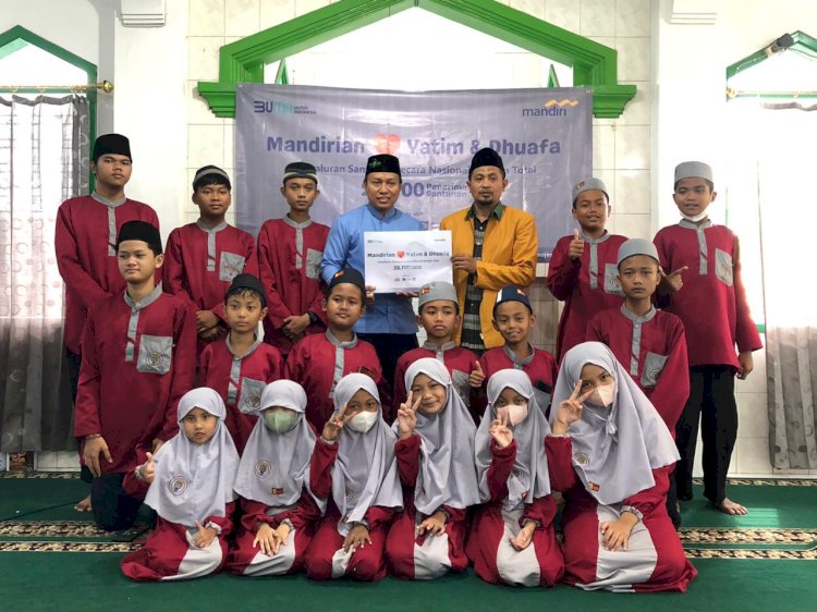 PPPA Daarul Qur'an Surabaya dan MAI Santuni Anak-anak Panti Asuhan Muhammadiyah Pakis