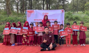 Euforia Wisuda Santri PAUD Kampung Qur'an Lembanna