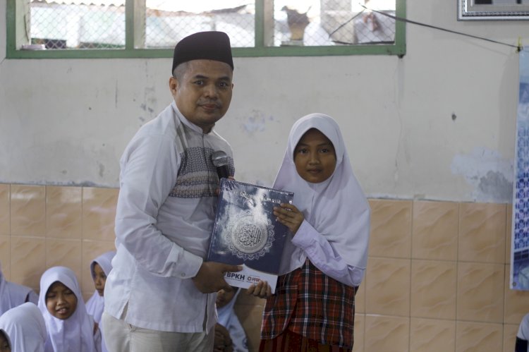 Warna-warni Keceriaan Mobile Qur'an di Lebak Bersama Mahasiswa UIN Sultan Maulana Hasanuddin