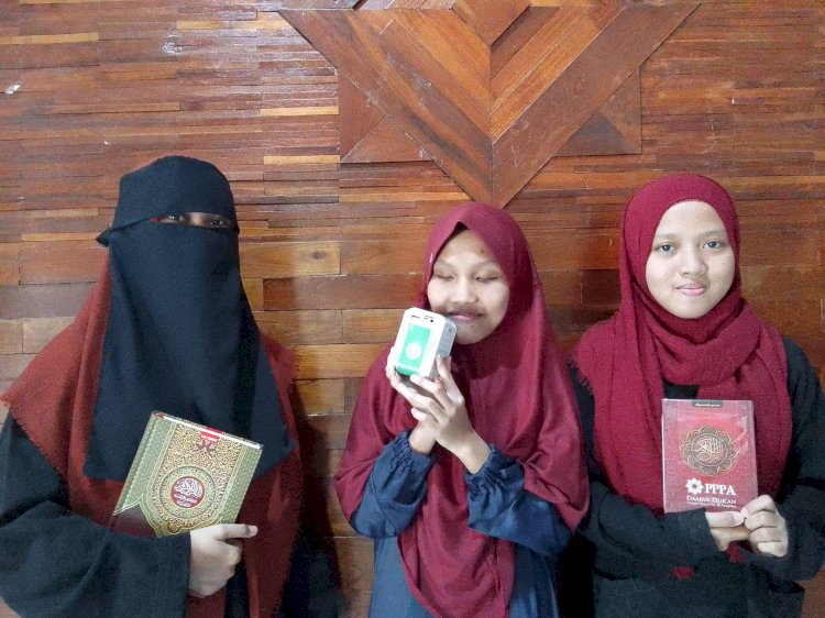 3 Santri Rumah Tahfizh Daarul Qur’an Ar-Rafi Selesaikan Hafalan Al-Qur'an 30 Juz