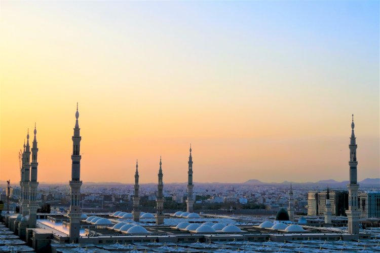Kisah Nabi Ilyas dalam Islam: Menara Perjuangan dan Kebijaksanaan yang Abadi