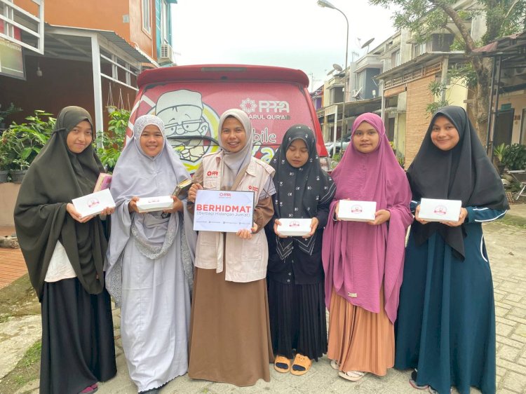 PPPA Daarul Qur’an Medan Berbagi Hidangan Jum’at untuk Santri Rumah Tahfidz