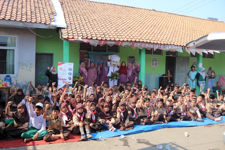 Aksi Mobile Qur’an di MI Al Mukaromah Bandengan Cirebon