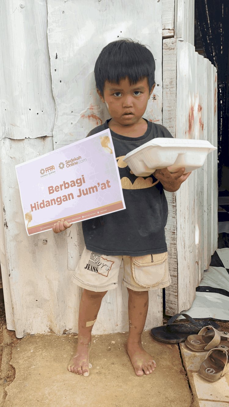 Dhuafa dan Pejuang Nafkah di Sulsel Terima Paket Hidangan Jum'at Amanah Donatur