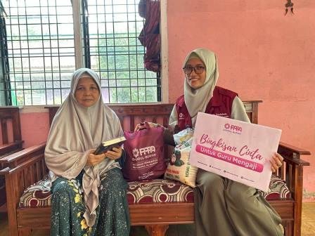 PPPA Daarul Qur'an Medan Salurkan Bingkisan Cinta untuk Guru Ngaji