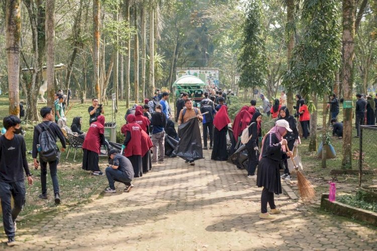 PPPA Daarul Qur'an Medan Ikut dalam Kegiatan Zoomantara Aksi Bersih Medan Zoo