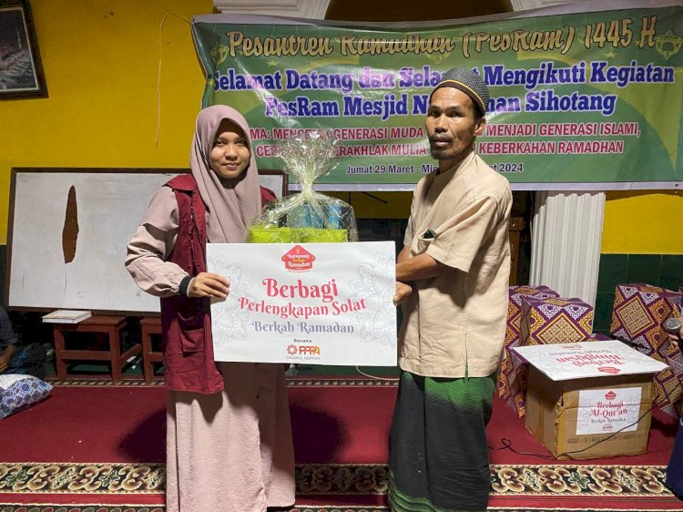 PPPA Daarul Qur'an Medan Berbagi Perlengkapan Sholat di 2 Masjid Kampung Sihotang Kabupaten Samosir