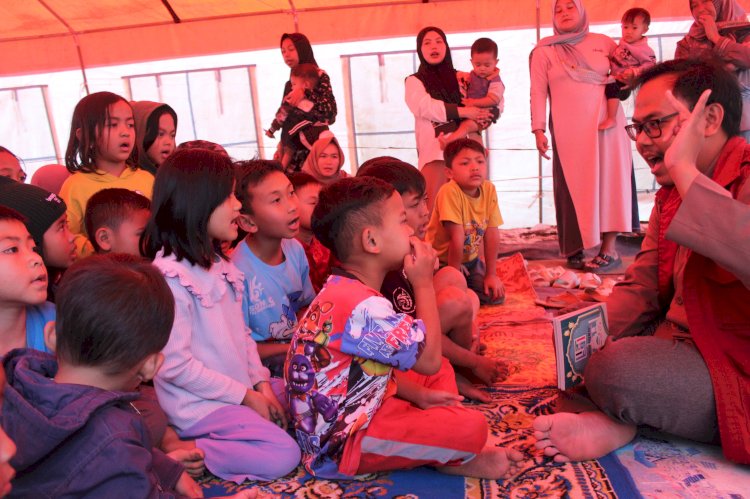 Membangun Kembali Semangat Mengaji Anak-Anak Korban Gempa Kertasari Kabupaten Bandung