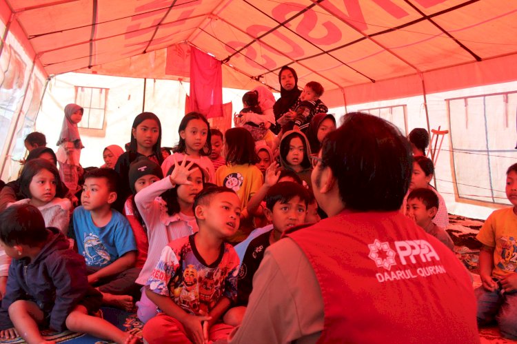 Membangun Kembali Semangat Mengaji Anak-Anak Korban Gempa Kertasari Kabupaten Bandung