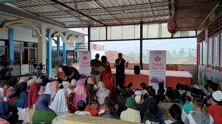 Laporan Aksi SIGAB di Posko Pengungsian Gempa Kabupaten Bandung