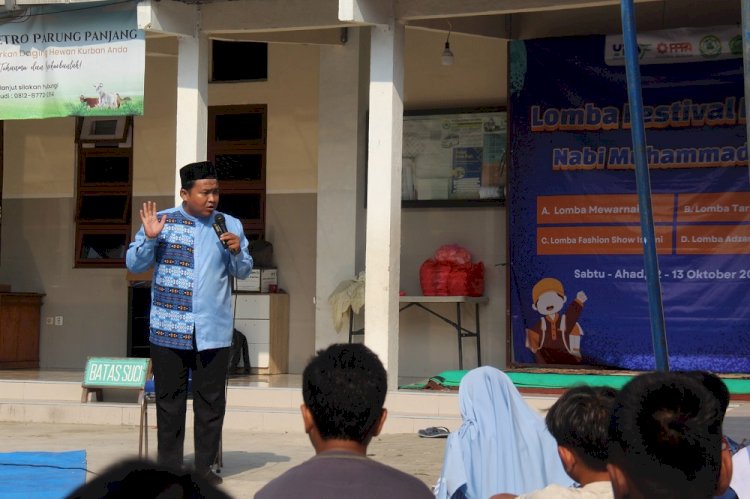 Momen Kak Muis Hibur Anak-Anak dalam Aksi Mobile Quran