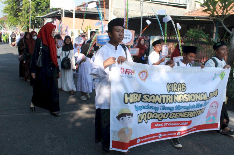 Kirab Santri TPQ DAQU Generation dalam Rangka Hari Santri Nasional 2024