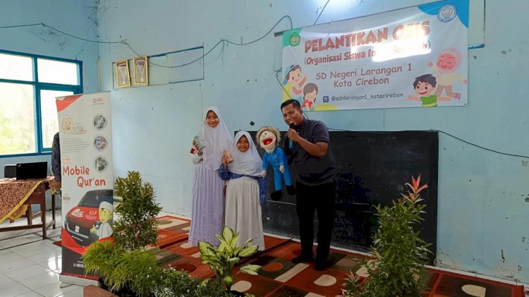 Aksi Mobil Qur’an Spesial Isra Mi'raj di Cirebon