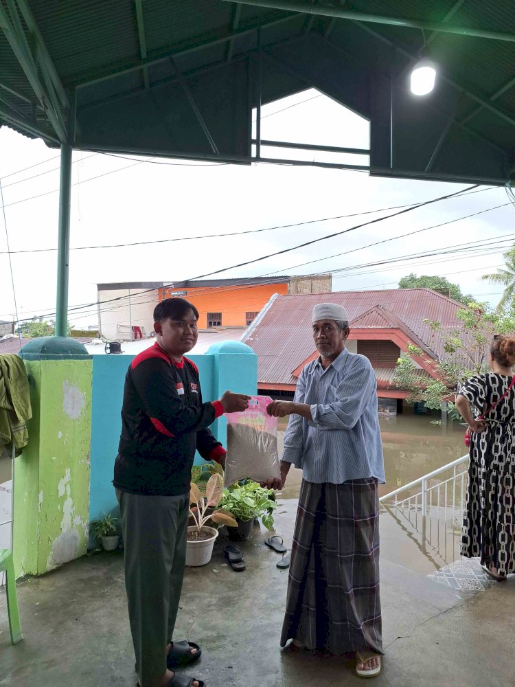 Makassar dan Maros Dikepung Banjir, Tim SIGAB Bergerak Bantu Warga