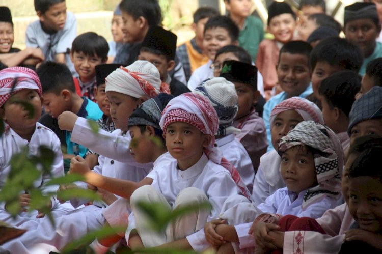 Mobile Quran Hadir, Tawa dan Hikmah Warnai SDN Sindangsari