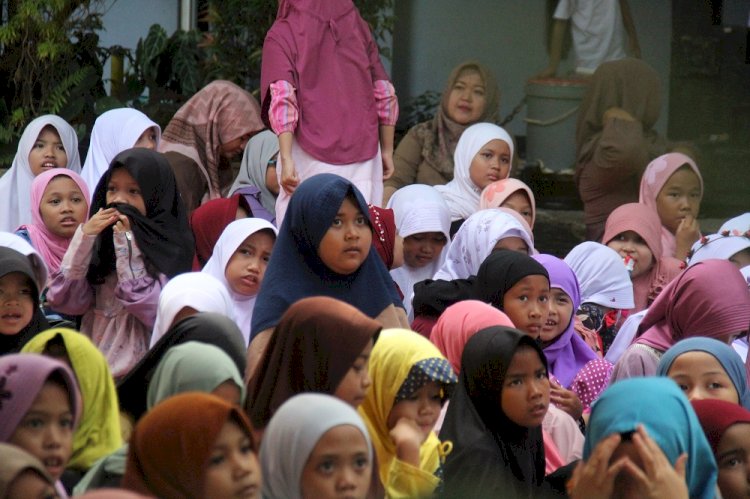 Mobile Quran Hadir, Tawa dan Hikmah Warnai SDN Sindangsari