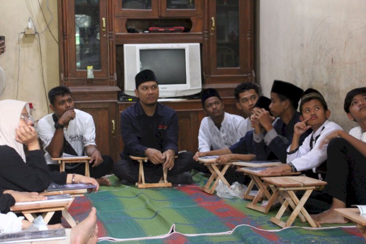 Menilik Pergerakan Al-Qur’an Isyarat di Tuli Mengaji Jawa Timur