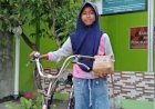 Mengayuh Sepeda untuk Sebungkus Daging Qurban