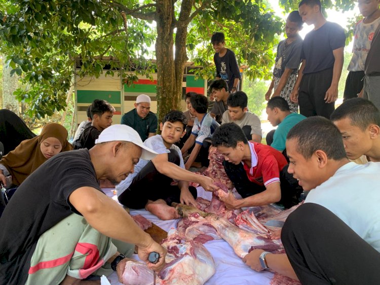 Semarak Qurban di Pesantren Daarul Mansur Wanayasa
