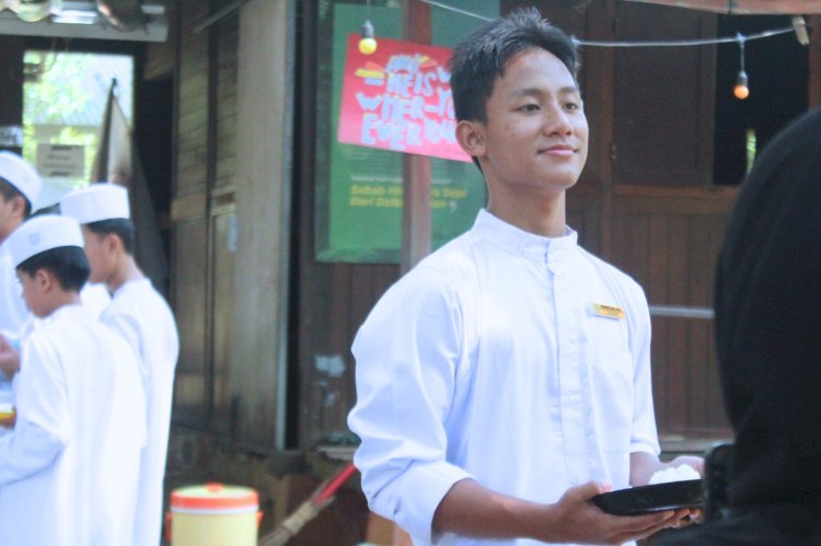 Semarak Qurban di Pesantren Daarul Mansur Wanayasa