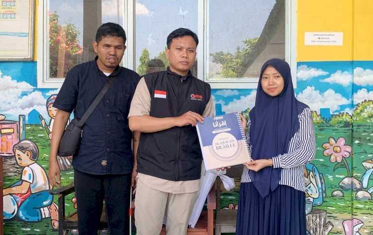 Empat SLB dan Dua Lembaga di Sulsel Terima Bantuan Mushaf Al-Qur’an Isyarat dan Braille dari BPKH