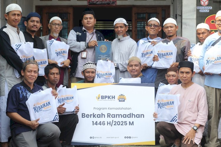 PPPA Daarul Quran Bogor Salurkan Quran Isyarat untuk Komunitas Tuli Mengaji