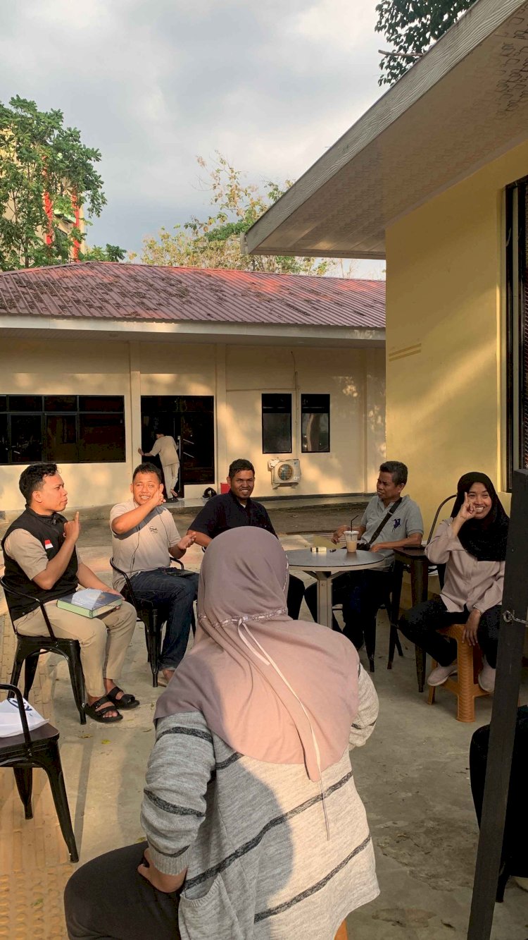 Serunya Belajar Bahasa Isyarat Bareng Teman-Teman Pusdis Unhas